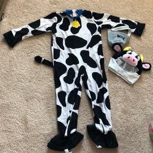 Cow costume for kids. Fits 5-7 yo. Small size